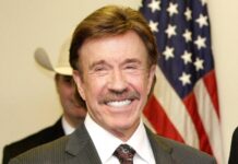 Cele mai populare glume despre Chuck Norris care au făcut istorie în cultura urbană cele-mai-tari-glume-cu-chuck-norris-care-l-au-transformat-in-legenda-urbana