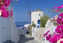 Vacanțele în Grecia se scumpesc și vară se-scumpesc-vacantele-in-grecia.-ce-surprize-neplacute-i-ar-putea-astepta-pe-turisti-in-vara-acestui-an,-hotelierii-nu-sunt-deloc-optimisti
