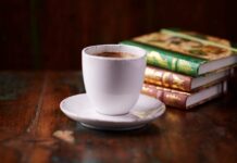 Care este forma corectă de plural pentru cappuccino și cum o spuneau românii înainte care-este-pluralul-corect-pentru-cappuccino.-cum-spuneau-romanii-inainte:-caputiner
