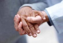 Cercetare arată legătura între intestine și Parkinson, în cadrul unui studiu ce-se-intampla-in-intestine-ar-putea-aprinde-parkinsonul:-descoperirea-care-deschide-calea-catre-un-tratament-surprinzator-de-simplu