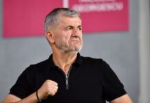 Valeriu Iftime cere lui Marius Croitoru să arate rezultate înaintea meciului cu FCSB valeriu-iftime-pune-presiune-pe-marius-croitoru-inaintea-meciului-cu-fcsb:-vreau-sa-vad-asta-cine-va-absenta-contra-ros-albastrilor