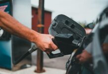 Prețurile la motorină și benzina în Thassos, aprilie 2026 cat-costa-motorina-si-benzina-in-thassos,-in-aprilie-2026.-multi-romani-merg-in-grecia-de-paste