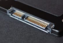 Moduri de utilizare pentru SSD-urile SATA vechi uitate în sertare ai-ssd-uri-sata-vechi-aruncate-prin-sertare?-moduri-destepte-prin-care-le-poti-folosi