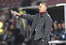 Pancu critică comportamentul unui jucător de pe bancă în timpul meciului Barcelonei parca-juca-barcelona-cu-o-echipa-de-liga-3!-pancu-a-intrat-in-conflict-cu-jucatorul-de-pe-banca:-nu-accept-astfel-de-iesiri