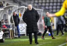 Selecționerul naționalei României a avut probleme de sănătate în timpul meciului decisiv selectionerului-nationalei-romaniei-i-s-a-facut-rau-out-de-pe-banca-la-meciul-decisiv-de-azi