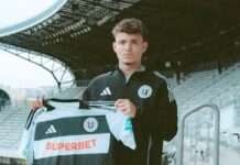 Jucător a semnat primul contract cu U Cluj după ce a marcat 45 de goluri în sezonul trecut tocmai-a-semnat-primul-contract-cu-u-cluj-45-de-goluri-in-sezonul-trecut!