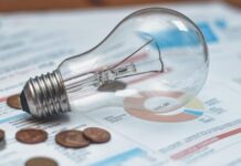 Românii vor putea evalua furnizorii de energie similar cu Booking romanii-vor-putea-evalua-furnizorii-de-energie,-ca-pe-booking.-cum-va-functiona-sistemul