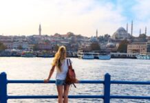 Siguranța Turciei în vara lui 2026 și creșterea turiștilor români cat-de-sigura-este-turcia-in-vara-lui-2026.-din-ce-in-ce-mai-multi-turisti-romani-si-au-luat-vacante-aici,-desi-preturile-au-crescut