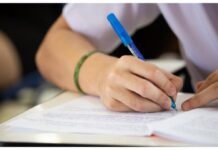 Greșelile frecvente care pot afecta nota la Evaluarea Națională greselile-care-te-pot-costa-puncte-la-evaluarea-nationala.-multi-elevi-le-fac-fara-sa-isi-dea-seama