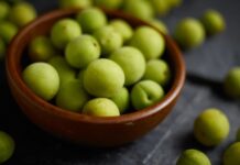 Prețul corcodușelor în România a crescut, devenind delicatesă în unele orașe cat-au-ajuns-sa-coste-corcodusele-in-romania.-fructele-copilariei-din-anii-90-au-devenit-delicatesa-in-unele-orase:-„de-banii-aia-iti-iei-si-pomi”