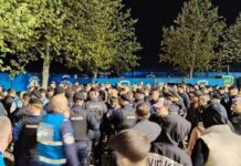 Ultrașii Farul Constanța protestează după înfrângerea cu Metaloglobus dupa-infrangerea-cu-metaloglobus,-ultrasii-lui-farul-constanta-au-luat-foc:-jucatori-de-serie-b,-va-rupem-picioarele!