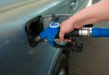 Prețurile carburanților din 21 mai 2026: ieftiniri la pompă cat-costa-motorina-si-benzina-azi,-21-mai-2026.-surpriza-care-ii-asteapta-pe-soferi-la-pompa,-unde-se-inregistreaza-ieftiniri
