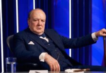 BBC a adus în studio personaje din istorie pentru comentarii despre politica actuală video-|-bbc-i-a-invitat-in-studio-pe-churchill-si-gandhi-sa-comenteze-politica-actuala.-telespectatorii-nu-au-stiut-daca-sa-rada-sau-sa-se-enerveze