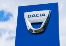 Dacia oferă compensații de până la 210.000 de lei pentru plecări voluntare dacia-pregateste-plecari-voluntare-si-ofera-pana-la-210000-de-lei-compensatii.-aproximativ-200-de-posturi-ar-putea-fi-eliminate