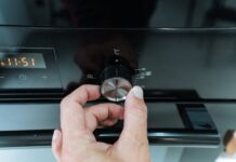 Funcția de convecție a cuptorului: utilizări și beneficii la-ce-foloseste-functia-de-convectie-a-cuptorului-si-cand-ar-trebui-sa-o-folosesti