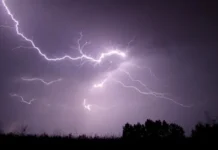 Avertizare meteo pentru București și 12 județe până la ora 23:00 alerta-meteo-de-furtuni-in-bucuresti-si-alte-12-judete-pana-la-ora-23:00.-sunt-asteptate-vijelii,-grindina-si-ploi-torentiale