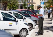 Grecia are un cod rutier strict cu amenzi de până la 2.000 euro grecia-are-unul-dintre-cele-mai-dure-coduri-rutiere-din-europa-greselile-care-te-pot-lasa-fara-permis,-talon-si-placute,-plus-amenzi-de-pana-la-2.000-de-euro