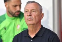 Mircea Rednic i-a cerut lui Andrei Nicolescu să nu vorbească în timpul meciului mircea-rednic-si-a-varsat-nervii-pe-andrei-nicolescu:-sa-nu-vorbeasca!-mai-aveau-un-pic-si-cadeau-din-stadion