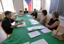 Evaluarea orală la limba străină pentru BAC 2026 are loc astăzi și vineri bac-2026-astazi-si-vineri-are-loc-evaluarea-orala-la-limba-straina.-cum-sunt-examinati-elevii-si-ce-presupun-cele-trei-probe