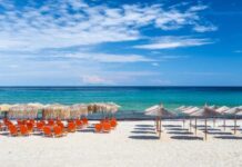 Prețurile șezlongurilor în Thassos vara lui 2026 pentru români cat-costa-sezlongurile-in-thassos-in-vara-lui-2026.-informatiile-pe-care-romanii-le-cauta-inainte-de-concediu