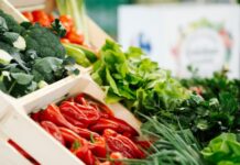 Carrefour oprește importurile de roșii, cireșe și legume de sezon carrefour-opreste-importurile-pentru-rosii,-cirese-si-legume-de-sezon.-ce-gasesti-acum-pe-rafturi,-direct-de-la-fermierii-romani