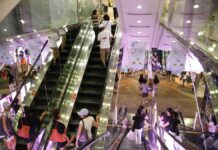 Românii cheltuie record la mall în 2026, peste 300 de lei pe ieșire cat-cheltuie-romanii-la-o-singura-iesire-la-mall-in-2026.-suma-a-ajuns-la-un-nou-record