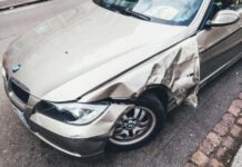 Cine plătește dacă mașina este avariată în parcare conform legii cine-plateste-daca-iti-gasesti-masina-lovita-in-parcare.-ce-spune-legea-si-cum-recuperezi-daunele