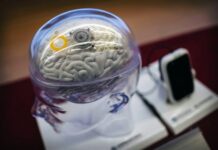 China aprobă primul implant cerebral comercial pentru pacienți paralizați china-o-ia-inaintea-lui-elon-musk-in-cursa-cipurilor-pe-creier.-primul-implant-cerebral-aprobat-comercial-ii-ajuta-pe-pacientii-paralizati-sa-si-miste-mana