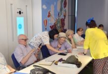 Seniorii din București primesc ajutor gratuit pentru utilizarea internetului, telefonului și plăților online seniorii-din-bucuresti-primesc-ajutor-gratuit-ca-sa-foloseasca-internetul,-telefonul-si-platile-online-fara-teama