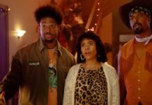 Scary Movie 6 aduce parodie cu Ghostface, glume woke și Nicolas Cage comedie-de-groaza-6-demonstreaza-ca-uneori-parodia-bate-horror-ul-original:-ghostface,-glume-woke-si-un-nicolas-cage-excelent-stricat,-toate-in-scary-movie-6
