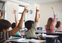 Tot mai mulți elevi ajung la psihiatru înainte de Evaluarea Națională din cauza epuizării psihiatru:-tot-mai-multi-elevi-ajung-la-specialist-inainte-de-evaluarea-nationala.-se-simt-epuizati-si-cred-ca-nu-sunt-suficient-de-buni