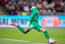 Dinamo transferă un portar cu 15 meciuri în Ligue 1 s-a-trezit-dinamo!-cainii-transfera-si-un-portar-cu-15-meciuri-in-ligue-1
