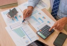 Cea mai scumpă greșeală pentru românii cu credite poate dubla costul împrumutului cea-mai-scumpa-greseala-facuta-de-romanii-cu-credite-la-banci.-poate-dubla-costul-imprumutului