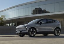 Volvo propune soluții pentru problema cablului de încărcare a mașinilor electrice volvo-rezolva-una-dintre-cele-mai-enervante-probleme-ale-electricelor:-bagi-cablul-si-pleci