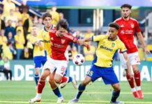 Alexi Pitu a semnat cu o echipă din Superliga și va juca în alb-roșu transfer-surpriza:-alexi-pitu-a-semnat-in-superliga-si-va-juca-in-alb-rosu!