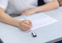 Proba obligatorie a profilului la Bacalaureat 2026 se amână din cauza vremii bacalaureat-2026-proba-obligatorie-a-profilului-se-amana-din-cauza-vremii.-cand-vor-da-elevii-examenul-la-matematica-si-istorie