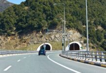 Greșelile din trafic care aduc cele mai multe amenzi turiștilor în Grecia lista-greselilor-din-trafic-care-aduc-cele-mai-multe-amenzi-turistilor-in-grecia.-la-ce-trebuie-sa-fie-atenti-romanii-care-merg-cu-masina-in-vacanta